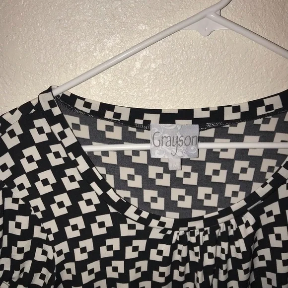 Grayson black white blouse. Size medium GUC - Picture 2 of 4